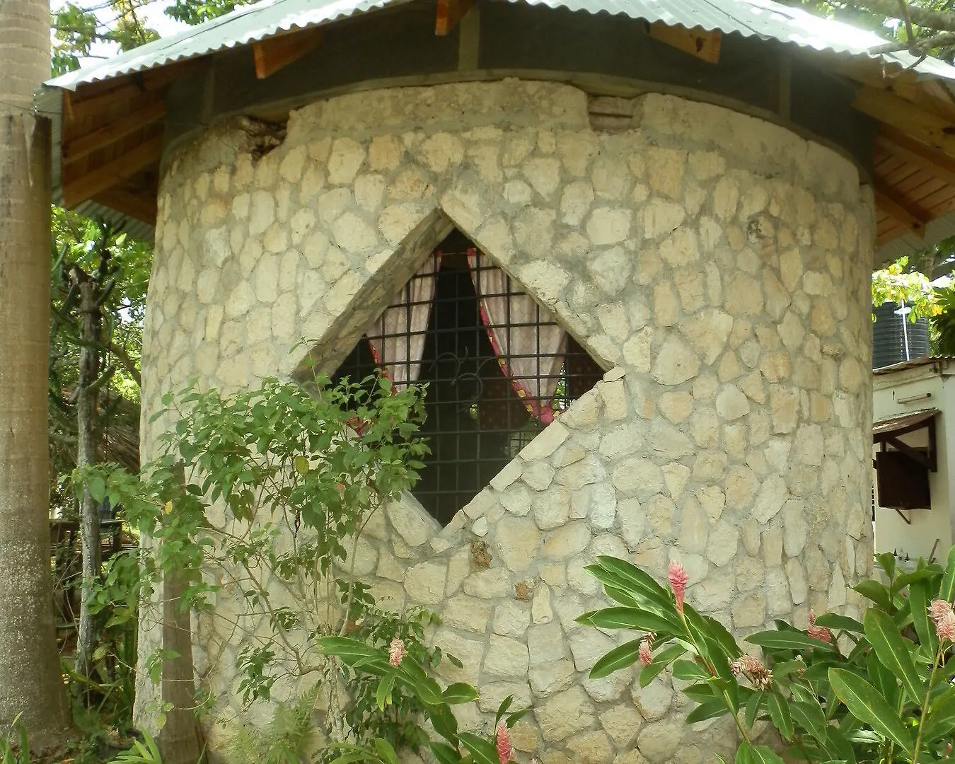 Cottages At Yoga Center Negril Hotel